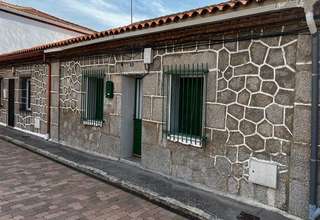 Řadový dům na prodej v Casco Urbano, Navas del Rey, Madrid. 
